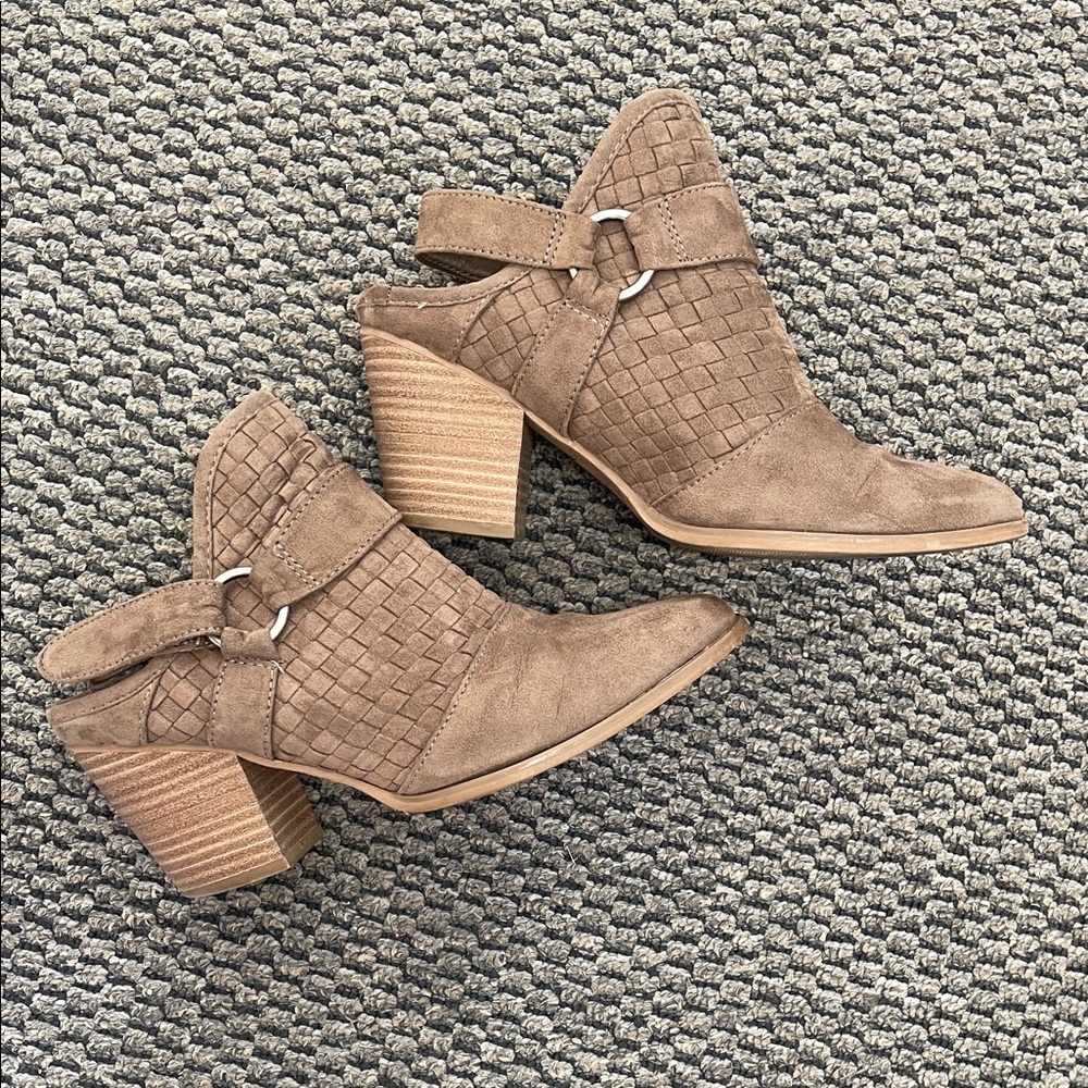 Women's Taupe Woven Suede Block Heel Booties
